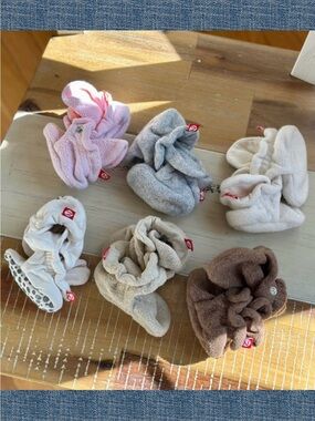 Zutano Baby Booties 3M-6M